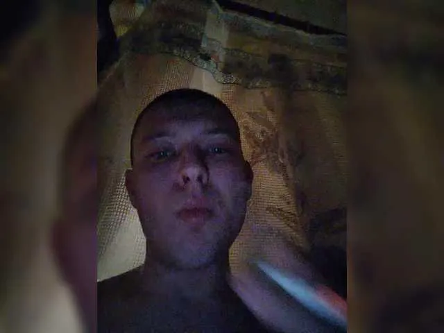 Live sex webcam photo for Alpapvp667 #290556014