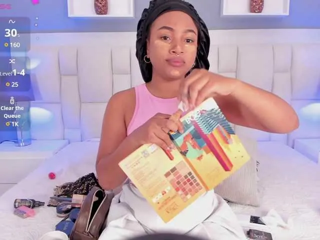 Live sex webcam photo for Aluna-Sweet #290672994