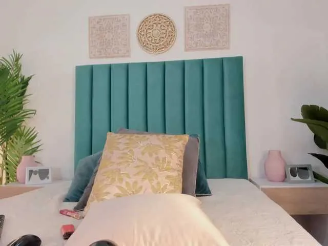 Live sex webcam photo for Aluna-Sweet #291288929