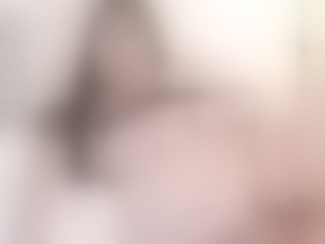 Live sex webcam photo for Aly- #294015393
