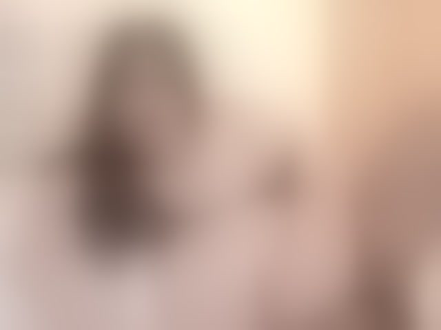 Live sex webcam photo for Aly- #294144485