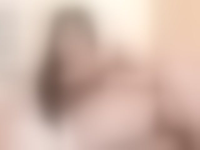 Live sex webcam photo for Aly- #294234563