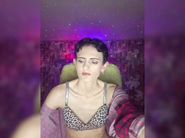 Live sex webcam photo for Alyonchik8 #290369761