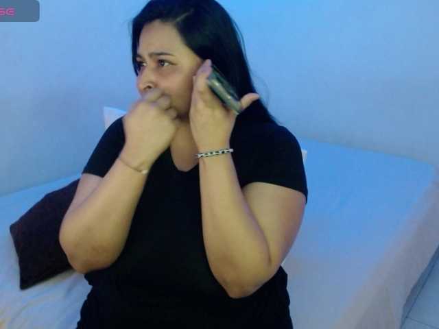 Live sex webcam photo for Alyson- #292415156