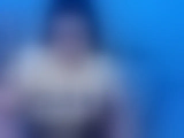 Live sex webcam photo for Alyson- #293175811