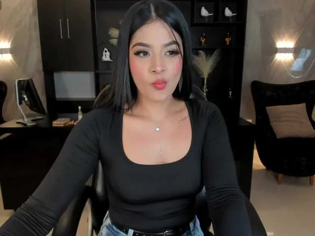 Live sex webcam photo for AlyssaDean #291090654