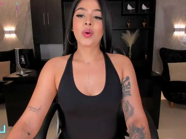 Live sex webcam photo for AlyssaDean #291128716
