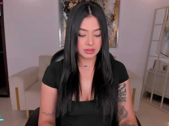 Live sex webcam photo for AlyssaDean #291307127