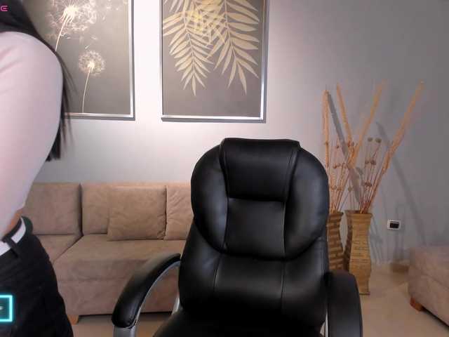 Live sex webcam photo for AlyssaDean #291622232