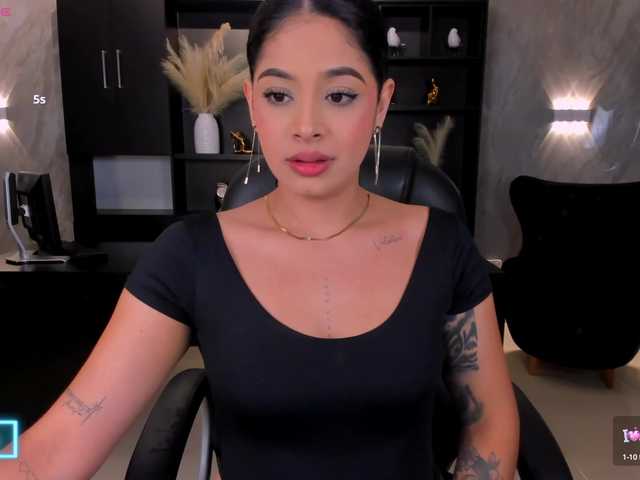 Live sex webcam photo for AlyssaDean #291814365