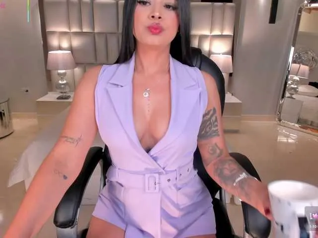 Live sex webcam photo for AlyssaDean #292401596