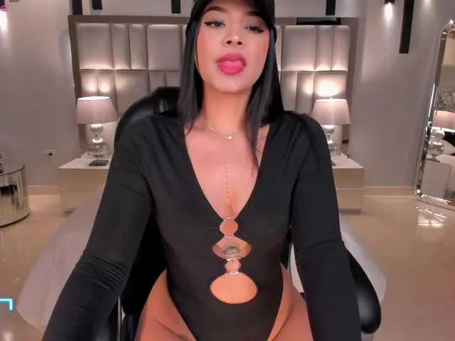 Live sex webcam photo for AlyssaDean #292422693