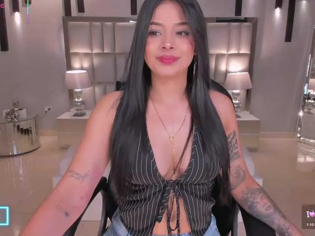 Live sex webcam photo for AlyssaDean #292764906
