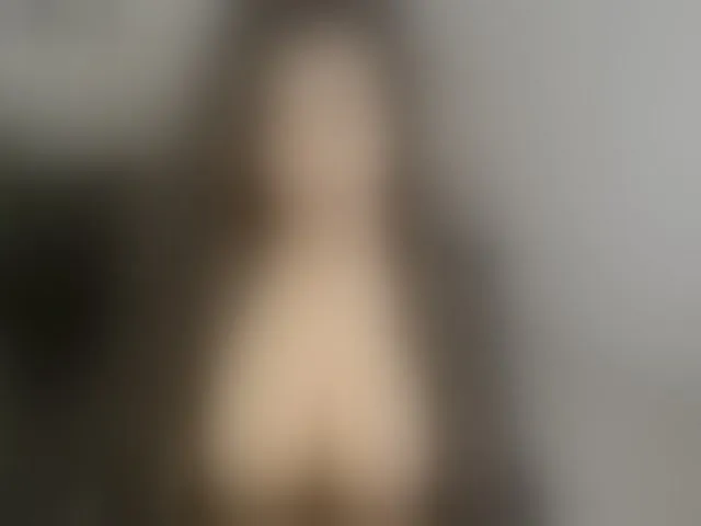 Live sex webcam photo for Alyssaaan #293262205