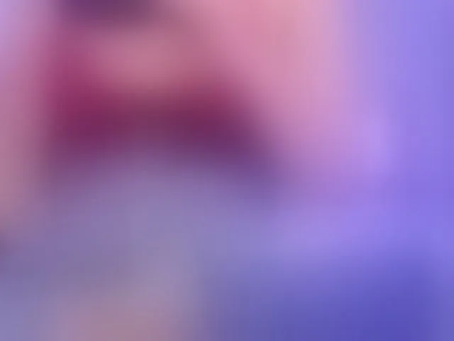 Live sex webcam photo for Alysson-18 #292775413