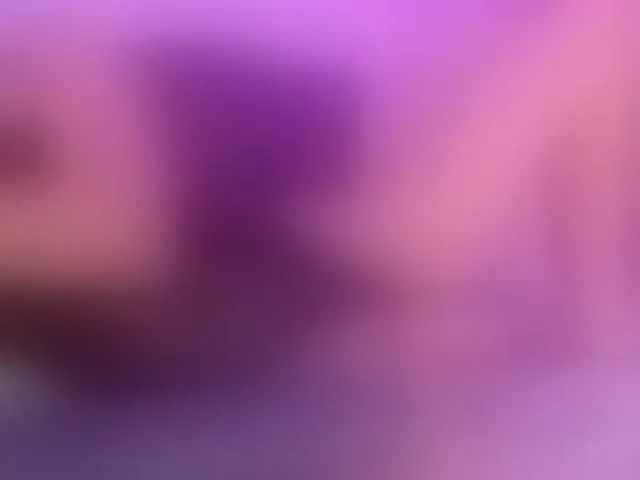Live sex webcam photo for Alysson-18 #292816208