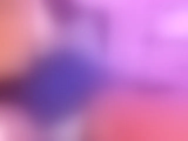 Live sex webcam photo for Alysson-18 #293509508