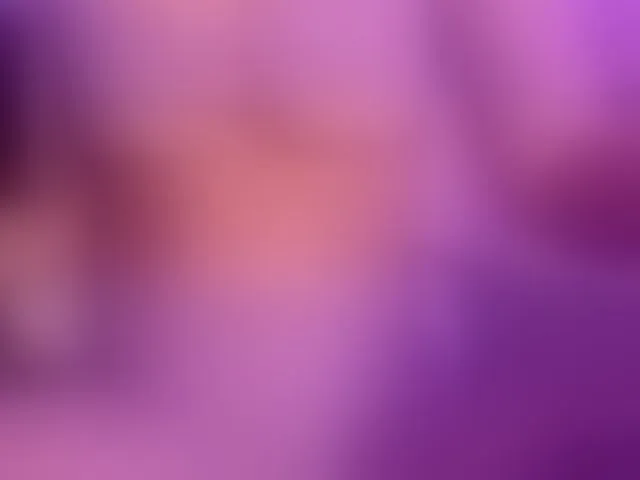 Live sex webcam photo for Alysson-18 #293795381