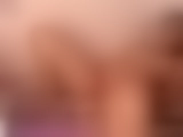 Live sex webcam photo for Alysson-18 #294162739