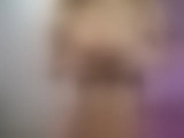 Live sex webcam photo for AmaiLiu #292666444