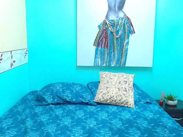 Live sex webcam photo for AmaiiaVega #290535998