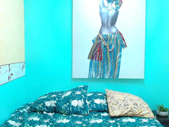 Live sex webcam photo for AmaiiaVega #290751468