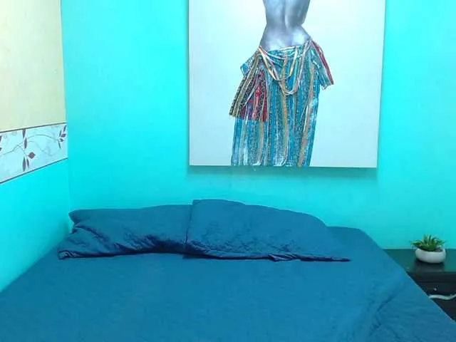 Live sex webcam photo for AmaiiaVega #291139627