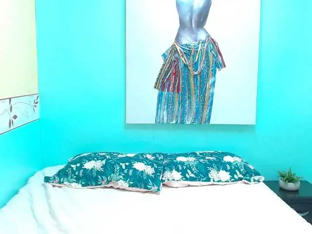 Live sex webcam photo for AmaiiaVega #291247049