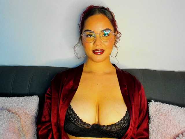 Live sex webcam photo for AmaliaBennett- #277791715