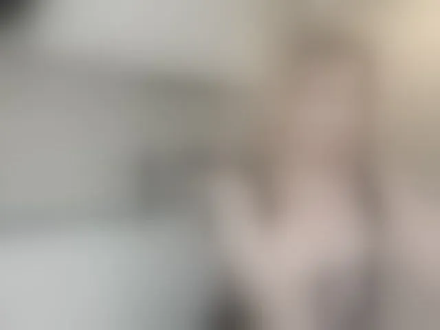 Live sex webcam photo for Amanda-grey #292916451