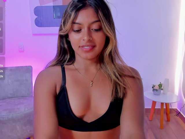 Live sex webcam photo for AmandaConner #290485745