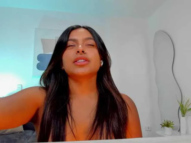 Live sex webcam photo for AmandaConner #292058221