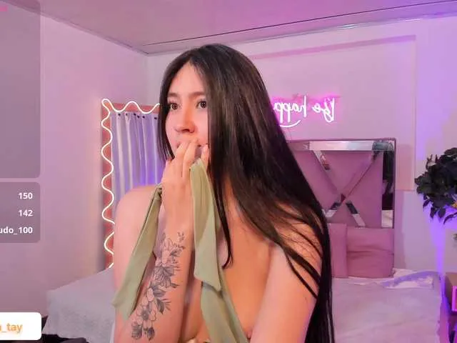 Live sex webcam photo for Amara-tay #290879397