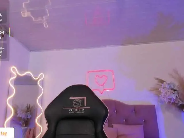 Live sex webcam photo for Amara-tay #292310777