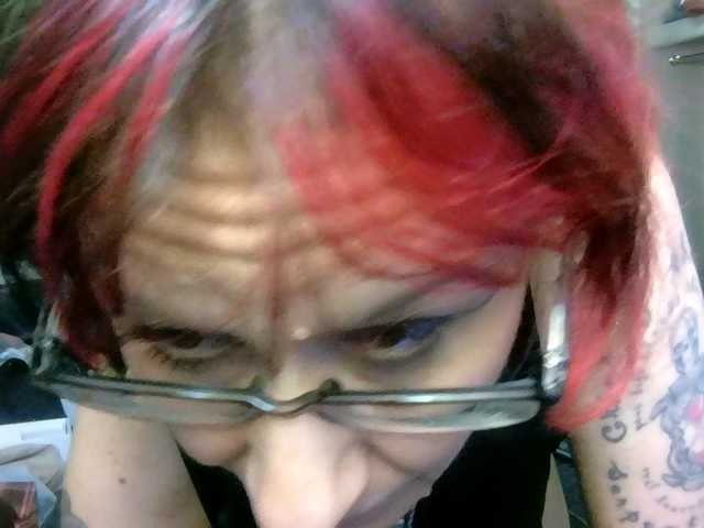 Live sex webcam photo for Amateurmilf #291991237