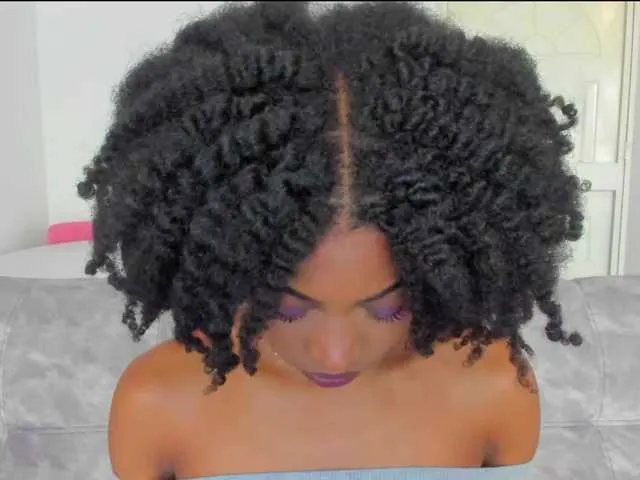 Live sex webcam photo for Amatiistur #290677856