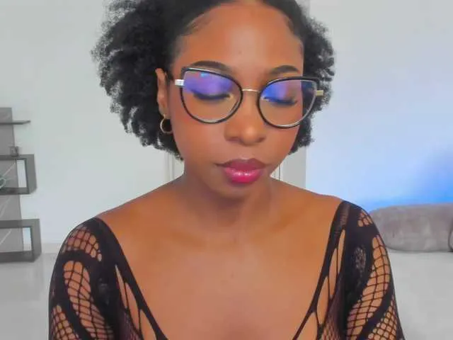 Live sex webcam photo for Amatiistur #292377553