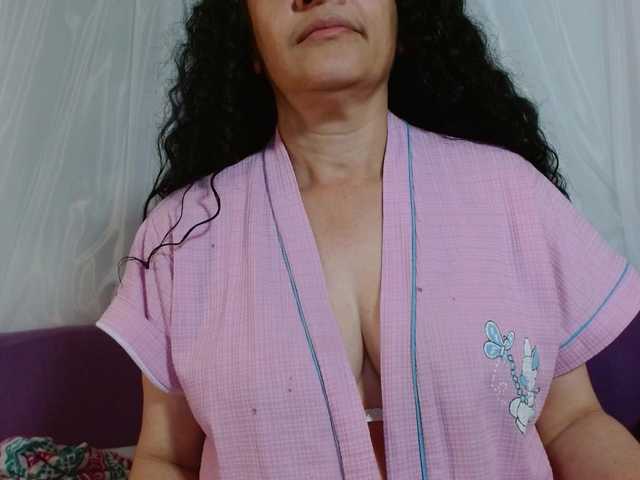 Live sex webcam photo for Amatista1 #291410917