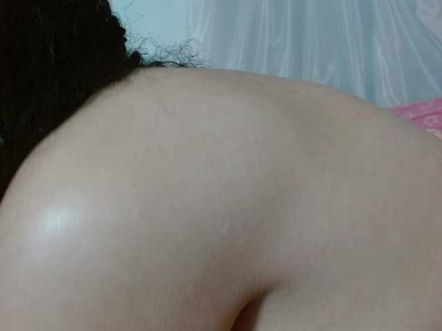 Live sex webcam photo for Amatista1 #291438715