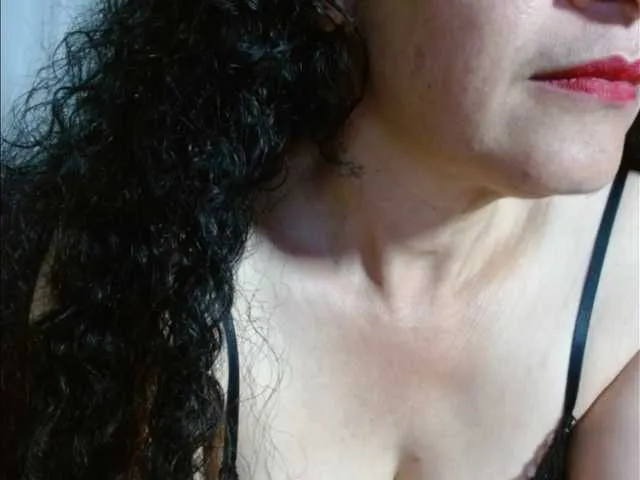 Live sex webcam photo for Amatista1 #291706729