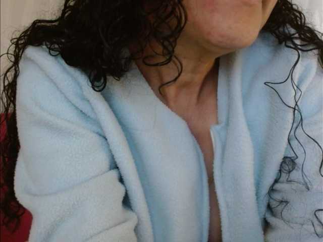 Live sex webcam photo for Amatista1 #291870403