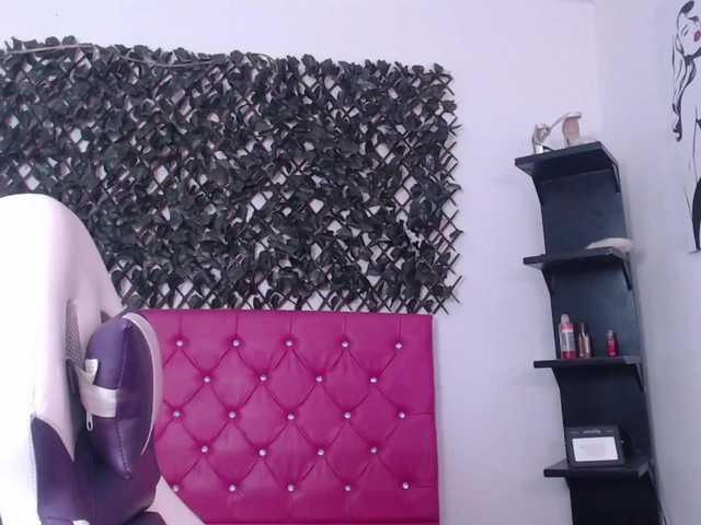 Live sex webcam photo for Ambaar #292177569