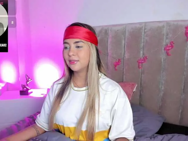 Live sex webcam photo for Ambar-Stones1 #291207093