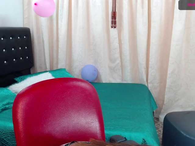 Live sex webcam photo for AmbarDaniels #272440377