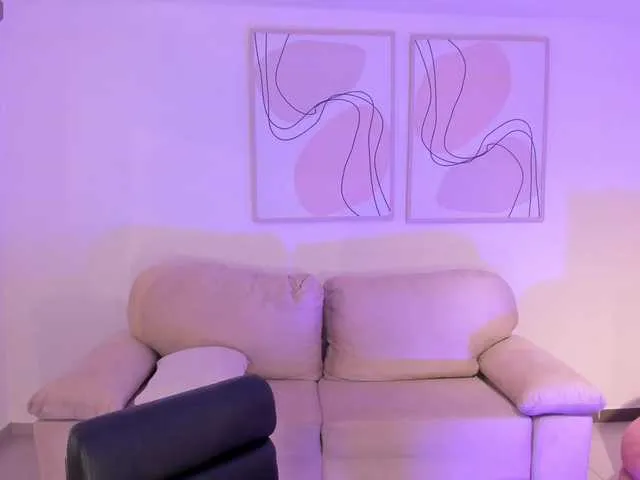 Live sex webcam photo for AmbarJames #291324748