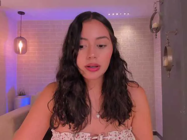 Live sex webcam photo for AmbarJames #291456237