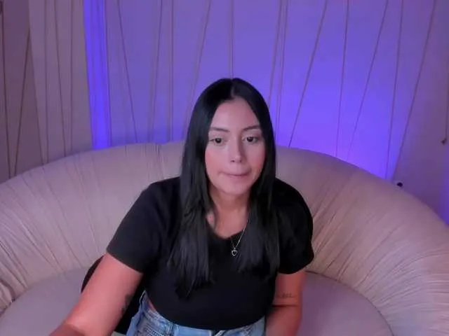 Live sex webcam photo for AmbarJames #291513240