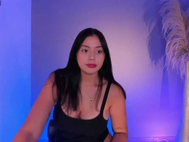 Live sex webcam photo for AmbarJames #291662438