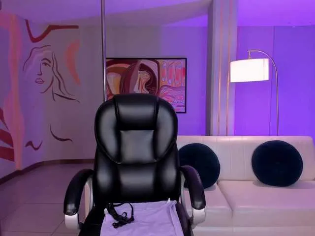 Live sex webcam photo for AmbarJames #291804655