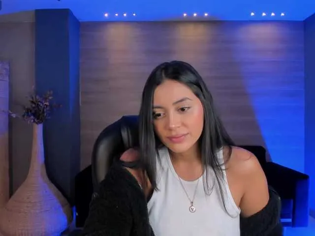 Live sex webcam photo for AmbarJames #291918910